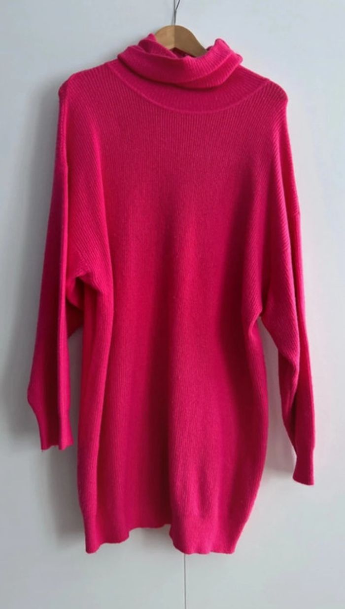 Hangar 86 : robe rose