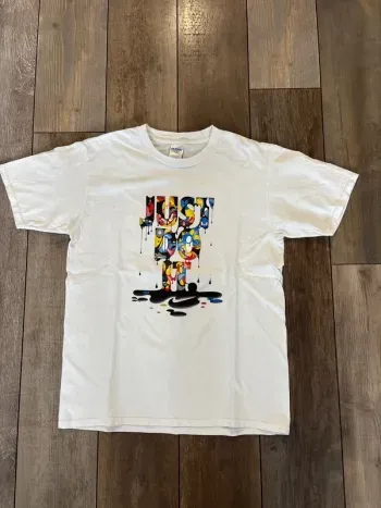 TEE shirt