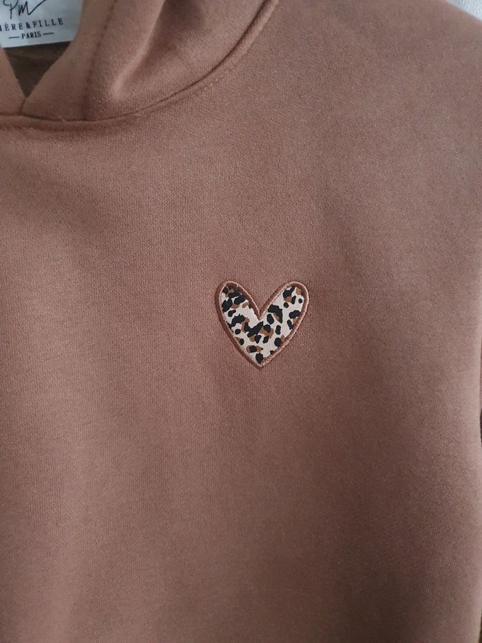 Sweat à capuche Taille 8 ans - photo numéro 3