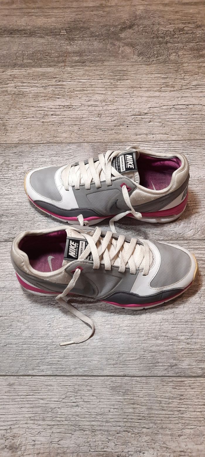 Basket femme Nike Air Max 38.5 - photo numéro 2