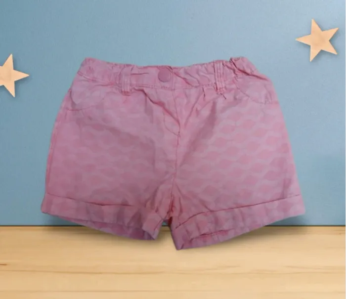 Short fille 18 mois obaïbi très bon état