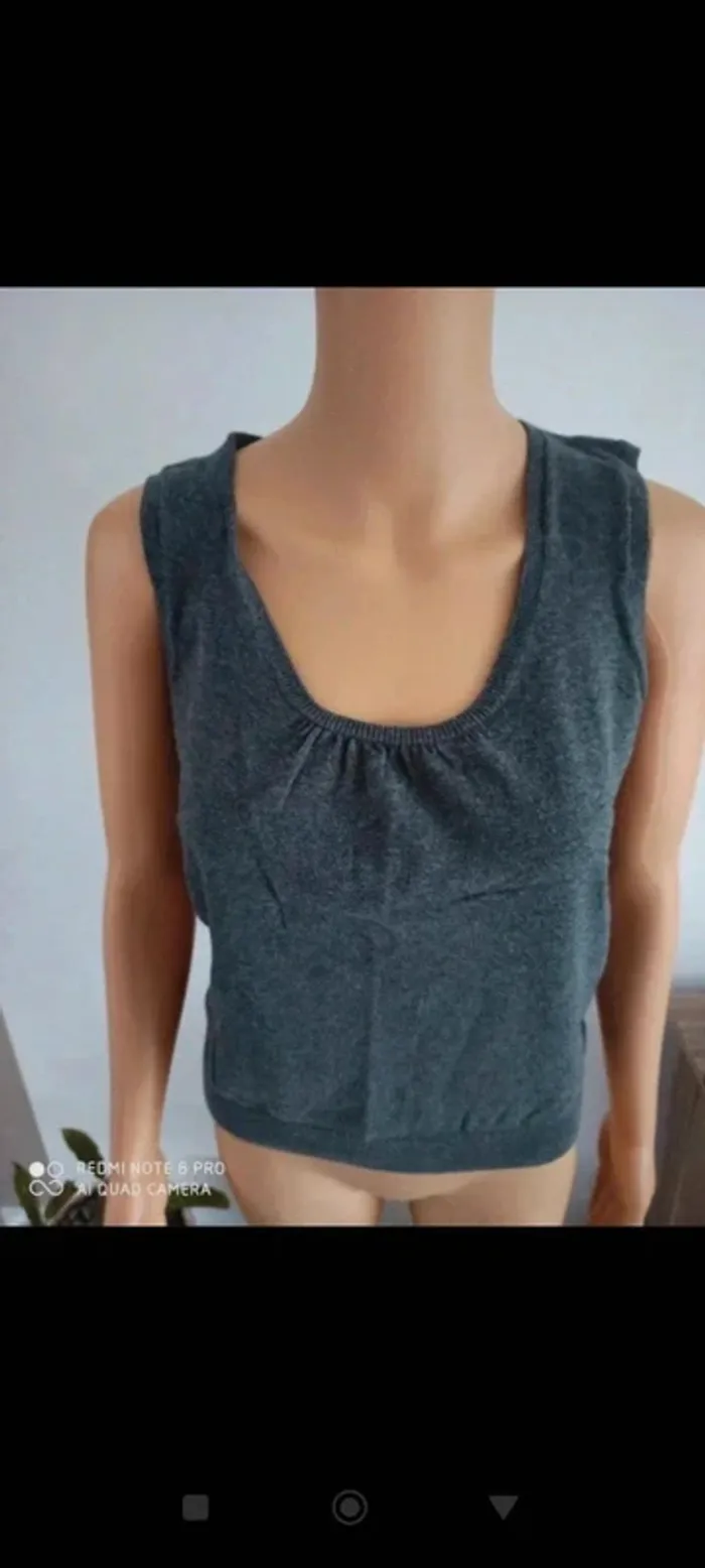 Pull sans manches gris - photo numéro 2