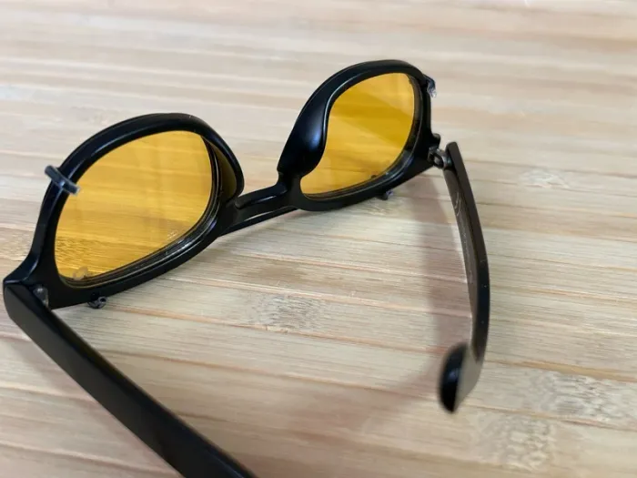 Paire de lunettes de soleil P*6 - photo numéro 15