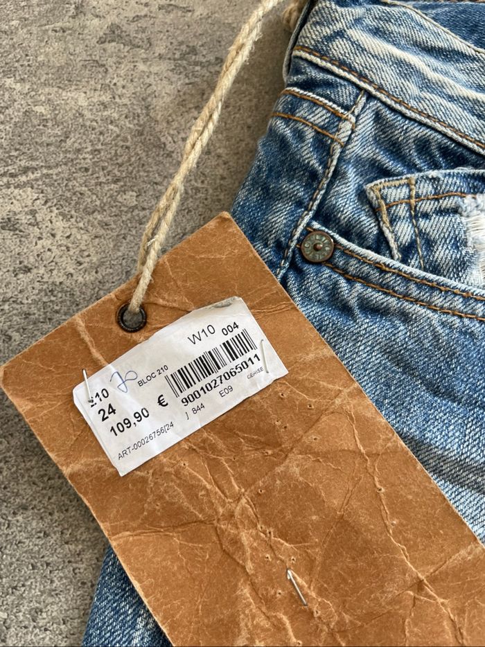 Jean taille basse « coupe droite »le temps des cerise neuf avec étiquette 2000’s - photo numéro 4