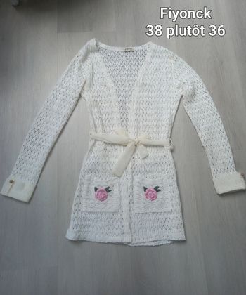 Gilet style vintage Fiyonck taille 38 plutôt 36