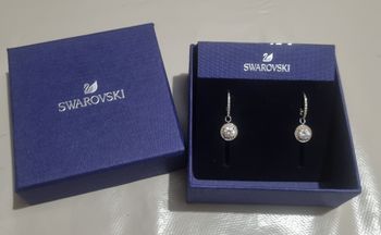 swarovski boucles d’oreilles una angelic pavé blanc métal rhodié dormeuse avec boîte