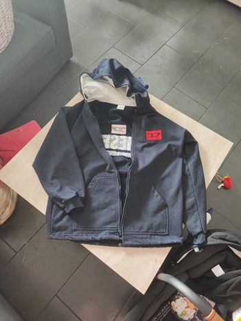 Veste  a capuche diesel taille L