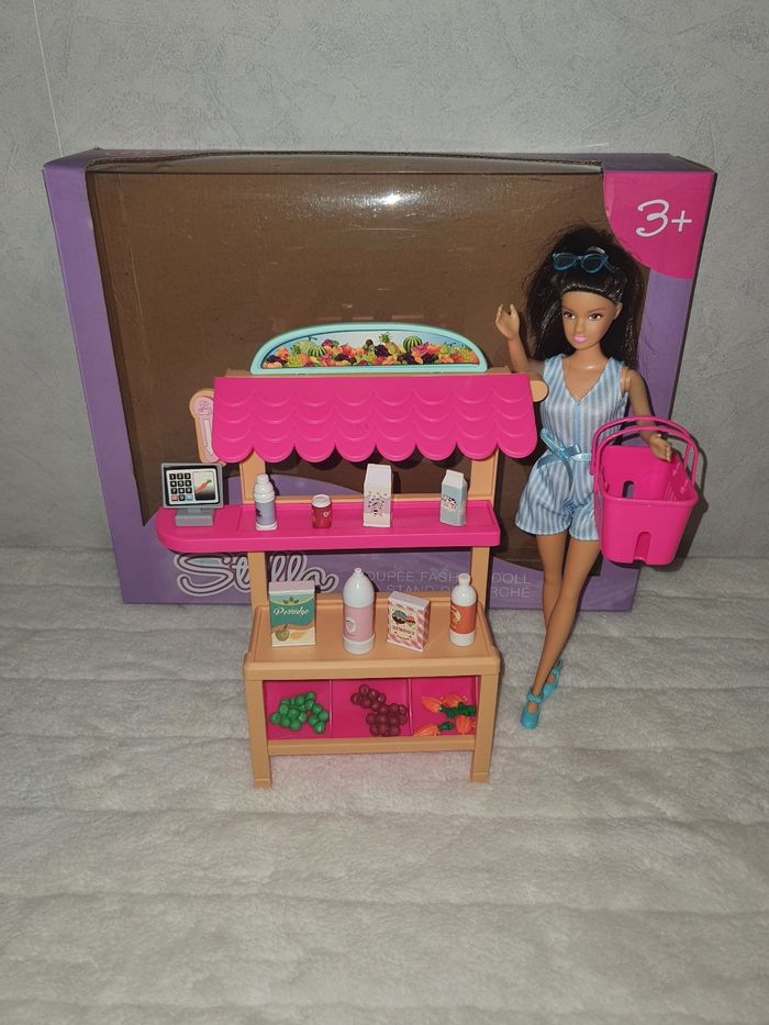 Poupée Stella marché