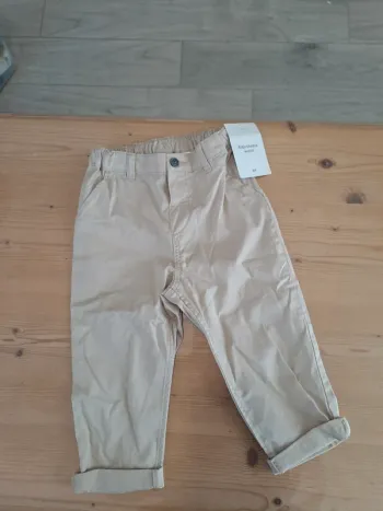 Pantalon neuf