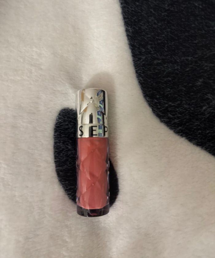 Gloss