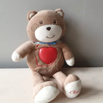 peluche ours chicco veilleuse musical coeur rouge