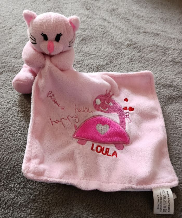 Doudou peluche chat rose - mouchoir - prénom Loula