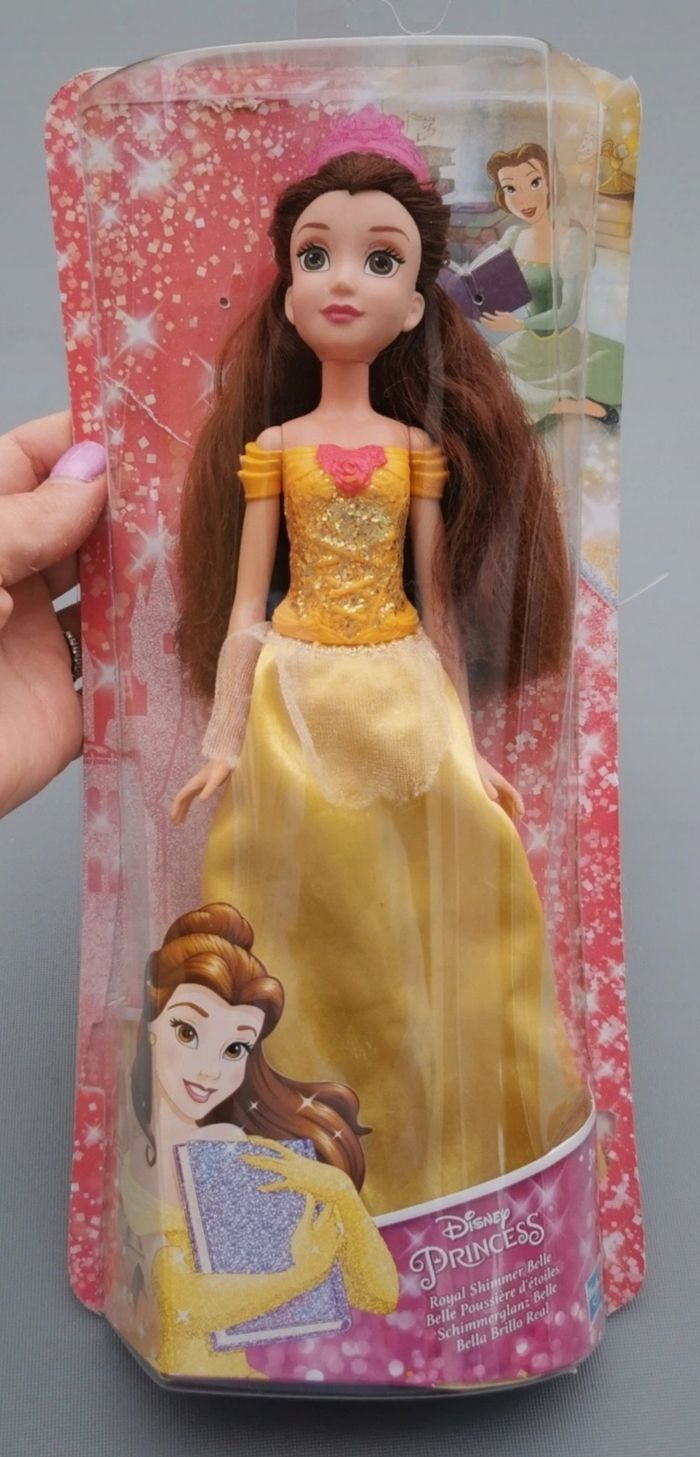 Disney Princess : Poupée poussière d etoiles Belle