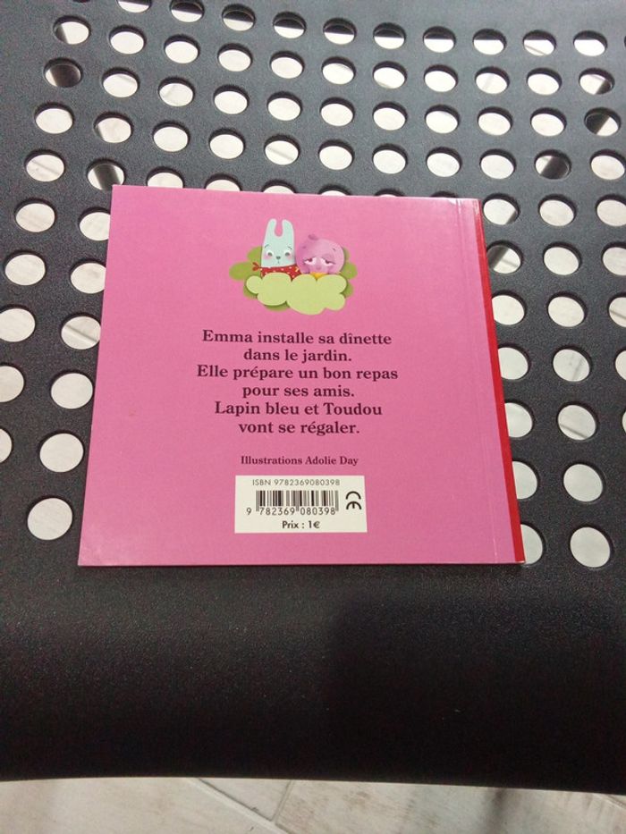Livre, Emma invite ses amis - photo numéro 3
