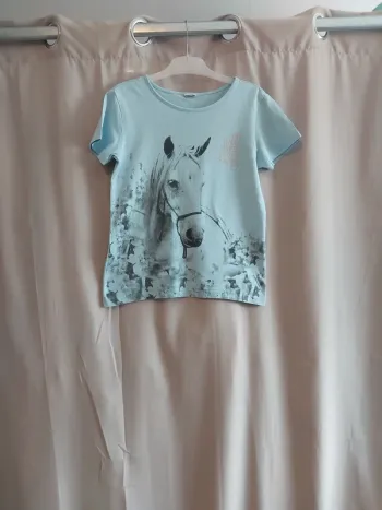 Tee shirt chevaux 8-10 ans