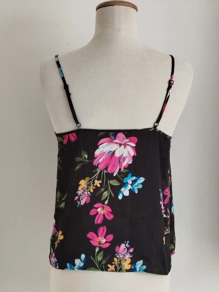 Joli débardeur noir fleurie Love to lounge taille 34/XS - photo numéro 2