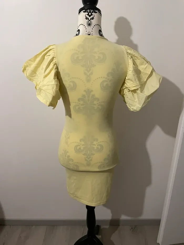 Robe Zara jaune manches bouffantes taille S - photo numéro 7