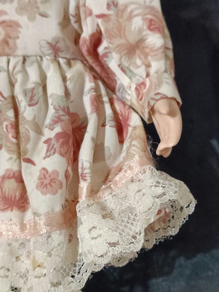 Poupée porcelaine - photo numéro 6