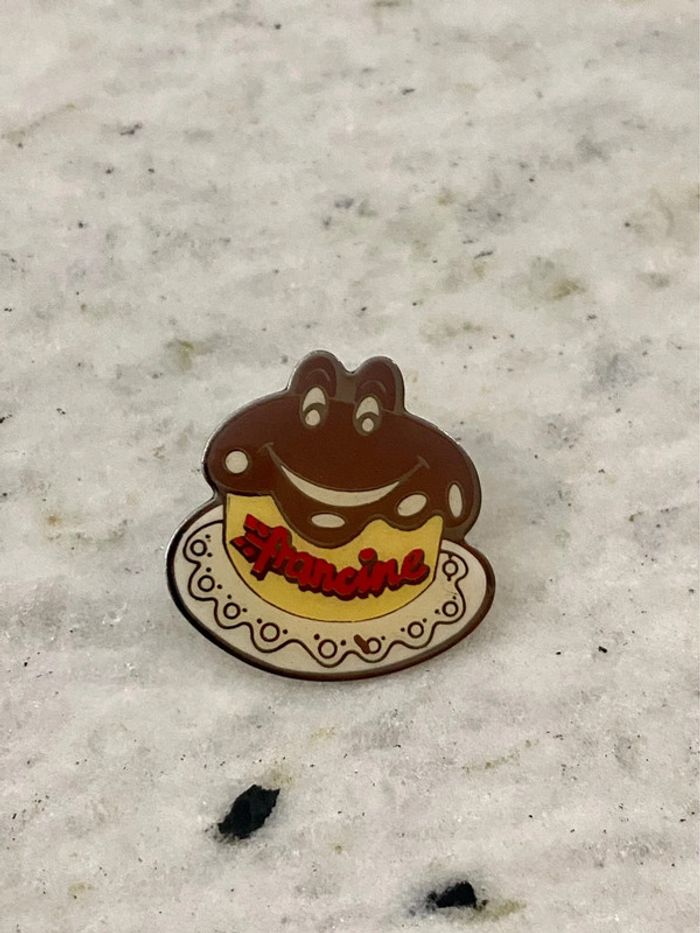 Pin’s vintage publicitaire Francine