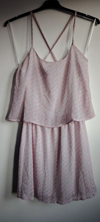 Robe ETAM rose imprimée bretelles fines dos croisé taille 36