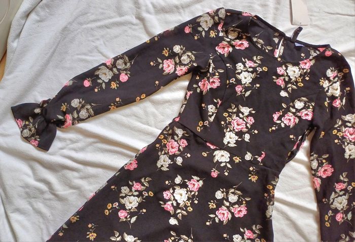 Robe H&M taille 34 neuve - photo numéro 5