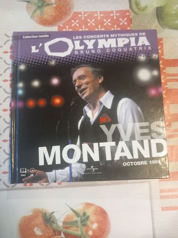 CD + livre Yves Montand à l'Olympia octobre 1981