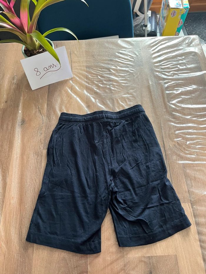 Short - 8 ans - photo numéro 3