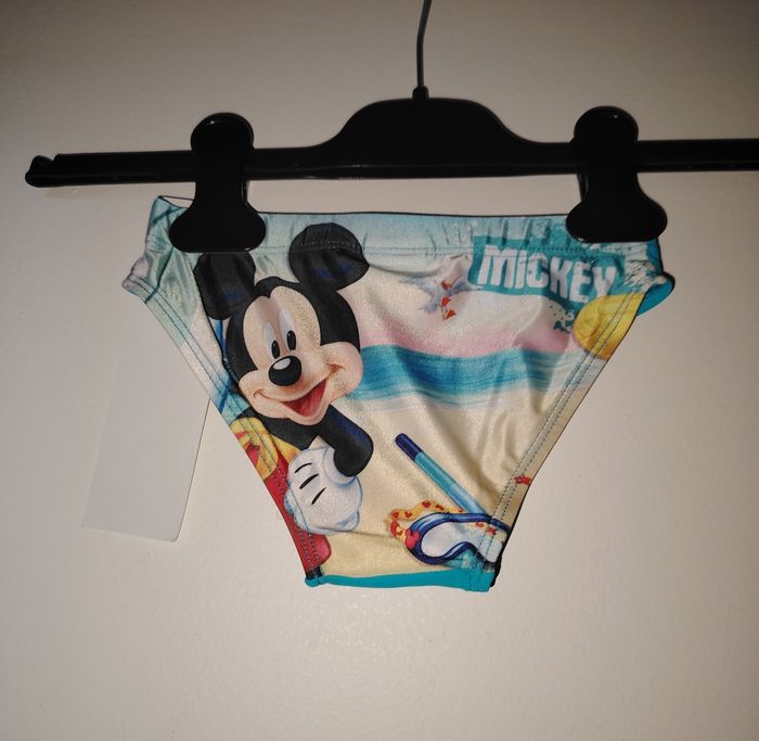 Slip de bain Mickey Disney taille 3 ans - photo numéro 3