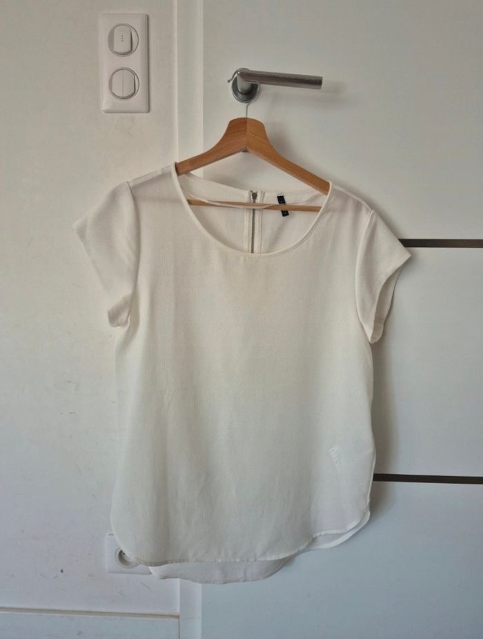Chemise blanche manches courtes – ONLY – Taille M – Très bon état