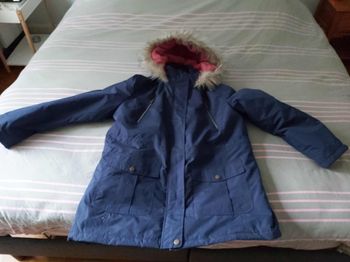 Parka chaude bleu marine