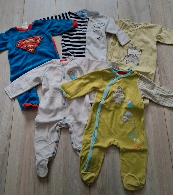 Lot de 5 pyjamas grenouillères chauds en velours taille 9 mois