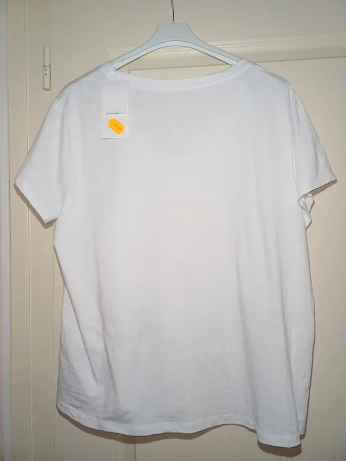 T-shirt Paris 2024 - photo numéro 2