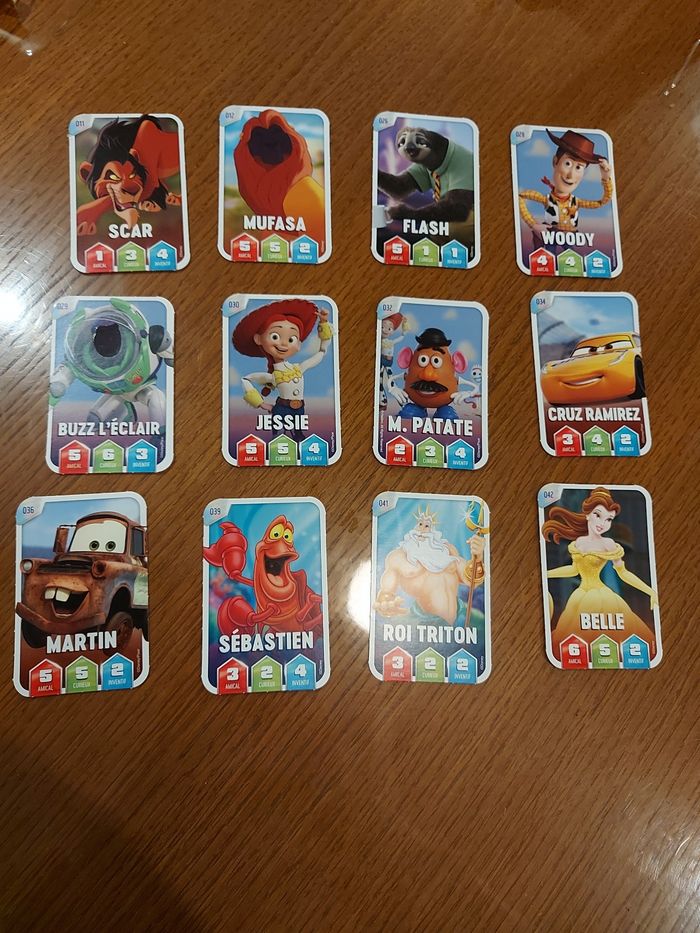 Lot 12 cartes Disney leclerc