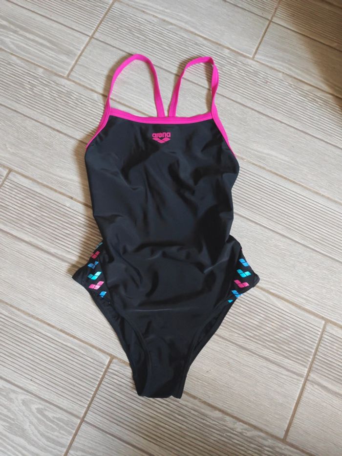 Maillot de bain une pièce taille 36