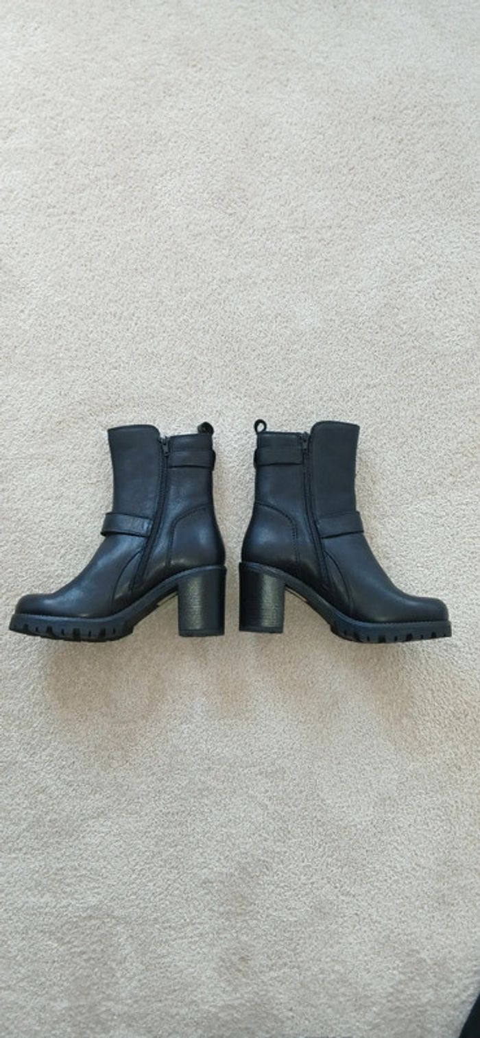 Bottines - photo numéro 2