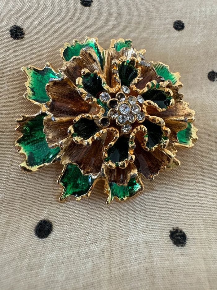 Broche - photo numéro 2