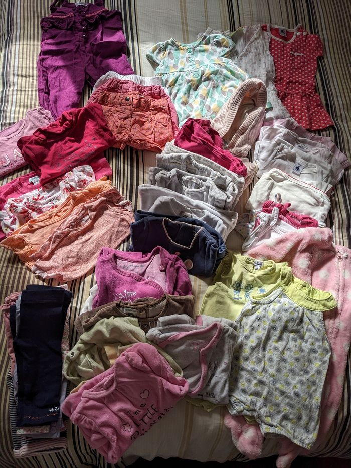 Lot de 41 vêtements bébé fille 3 mois