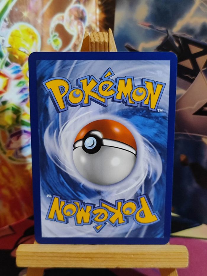 Hippopotas reverse 52/131 Évolutions Prismatiques - photo numéro 2