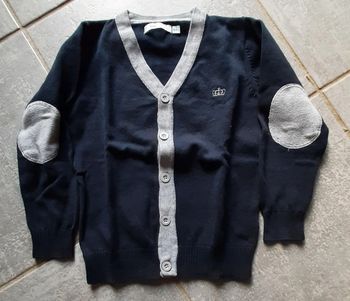 Gilet à boutons gémo 6ans