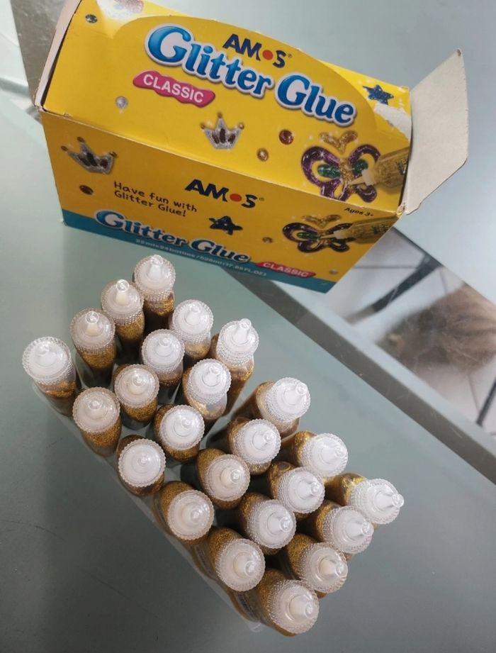 Colle pailletée dorée 24 tubes neufs - photo numéro 2