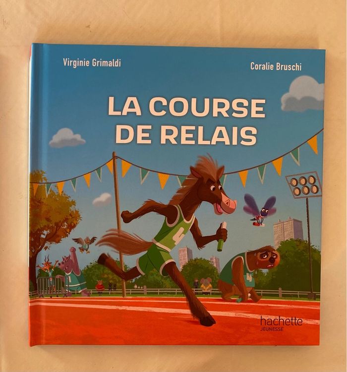 Lot de 2 livres Mcdo - Esprit Sportif - NEUFS - la course de relais, le cours de hip hop - photo numéro 2