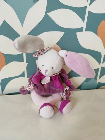 Doudou hochet cerise le lapin doudou et compagnie