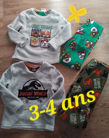 Pyjamas garçon 3-4 ans très bon état 