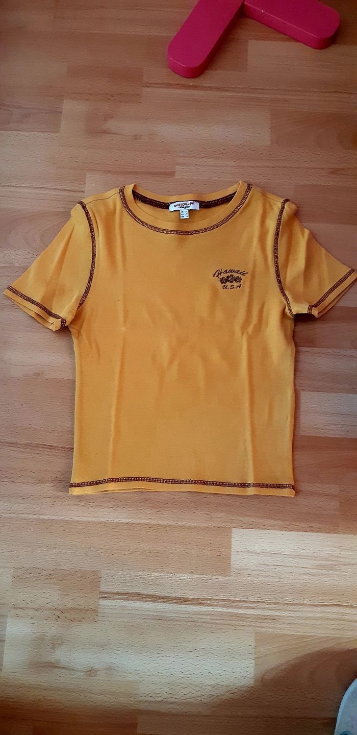 Tee-shirt taille S Neuf Jennyfer