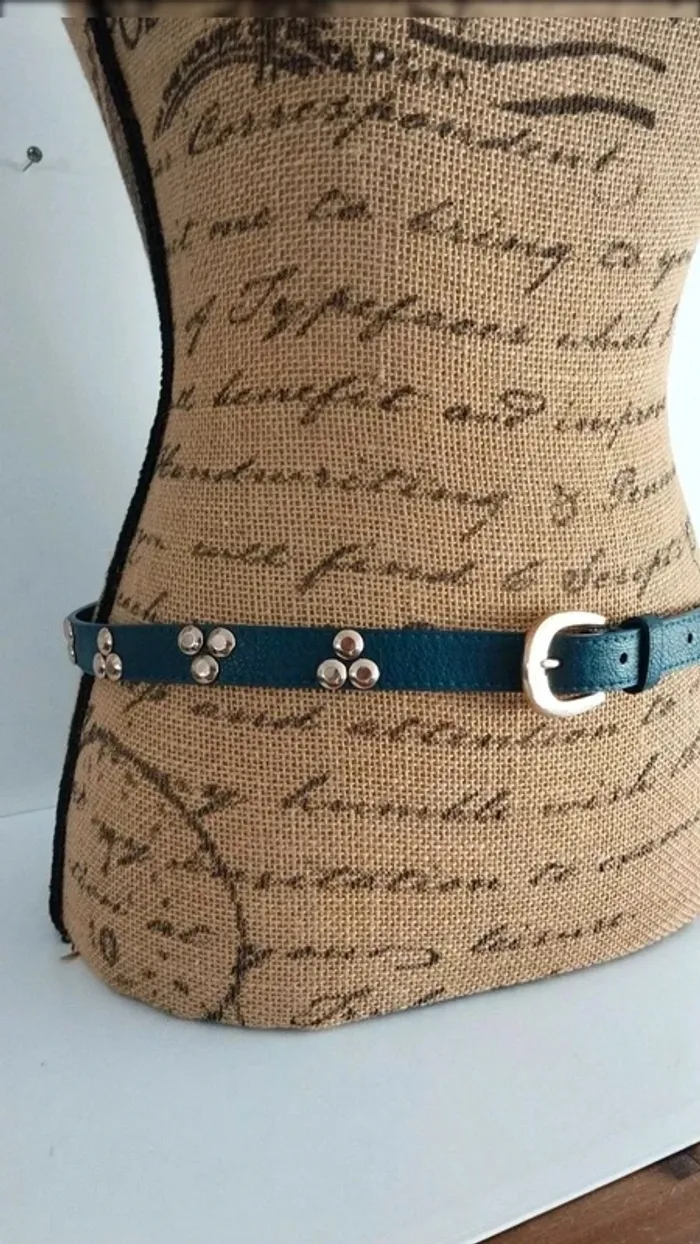 Ceinture bleu canard ronds doré 90 cm - photo numéro 4