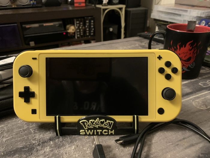 NINTENDO SWITCH LITE Jaune Optimisé 128Go - photo numéro 2