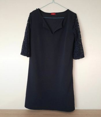 Robe marine Taille 38