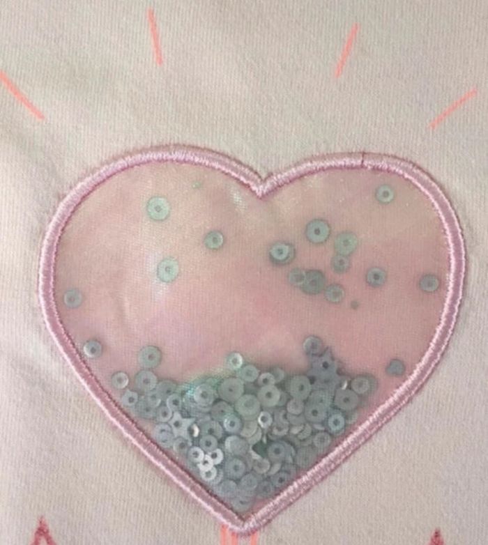 Tee-shirt à manches longues fille rose coeur 8 ans - photo numéro 4