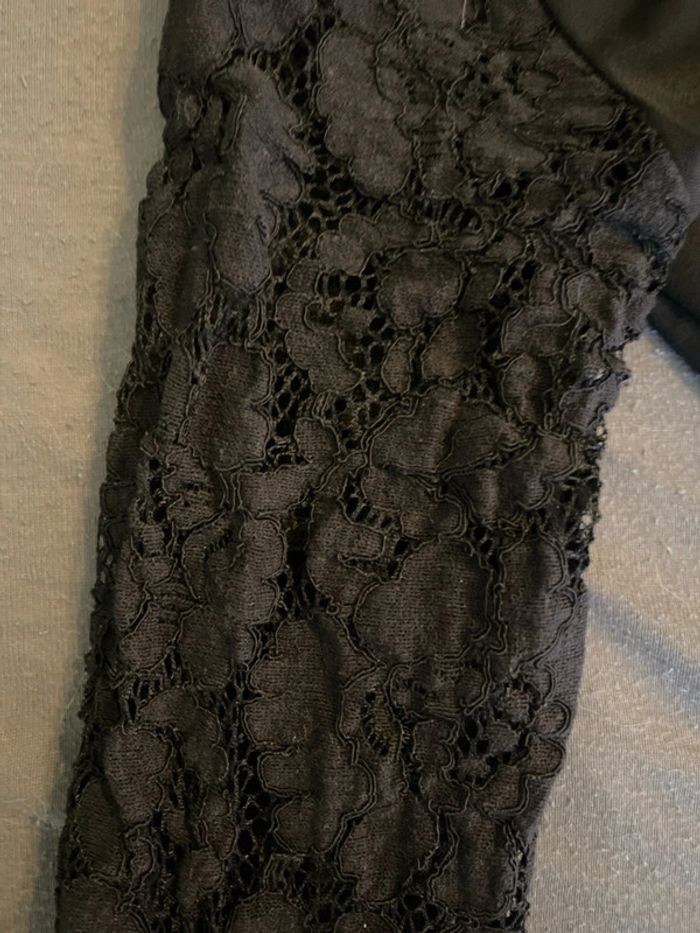 Top en dentelles noir - photo numéro 3