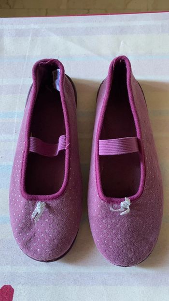Pantoufle fille taille 33